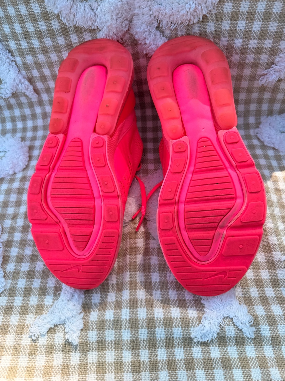 Women’s Pink Nike Air Max 270 - Picture 9 of 11